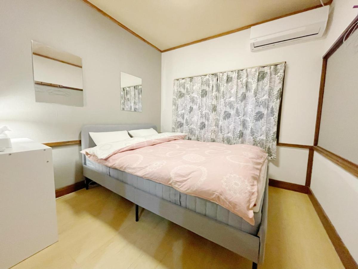 距离namba Shinsaibashi麗子民宿 Oszaka Kültér fotó