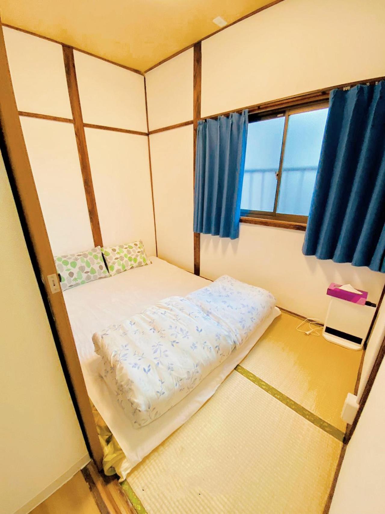 距离namba Shinsaibashi麗子民宿 Oszaka Kültér fotó